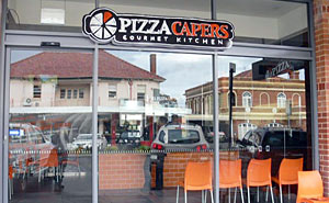 Bathurst Signs Pizza Capers sign installation